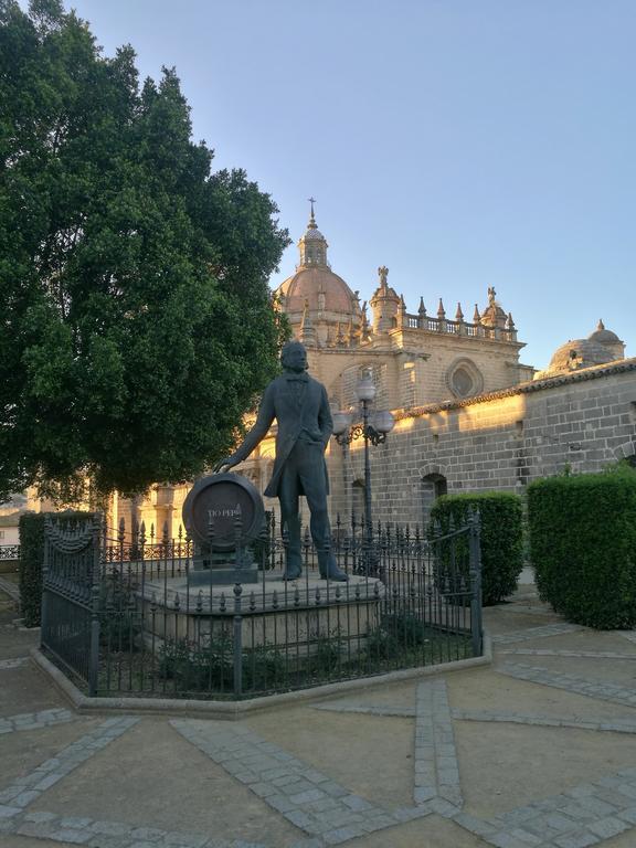 Duplex Ancha Con Wifi Y Parking Apartamento Jerez de la Frontera Exterior foto