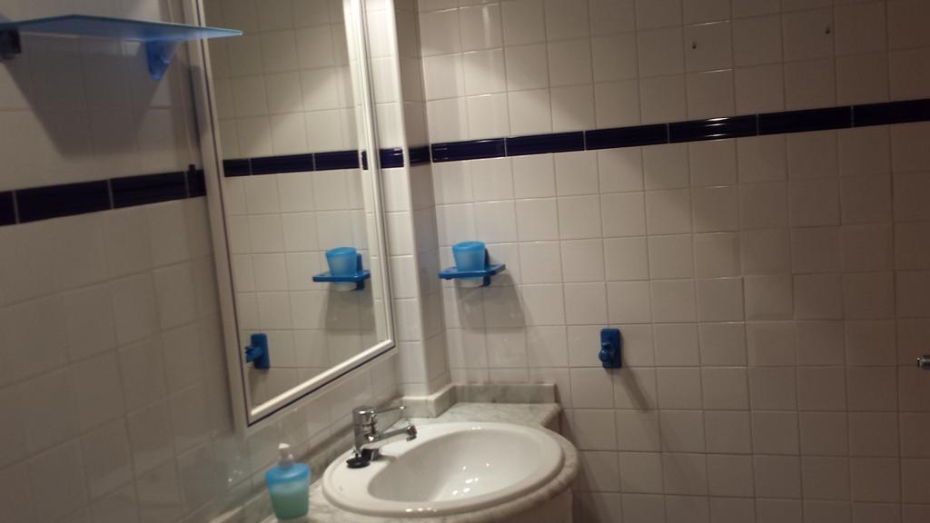 Duplex Ancha Con Wifi Y Parking Apartamento Jerez de la Frontera Exterior foto